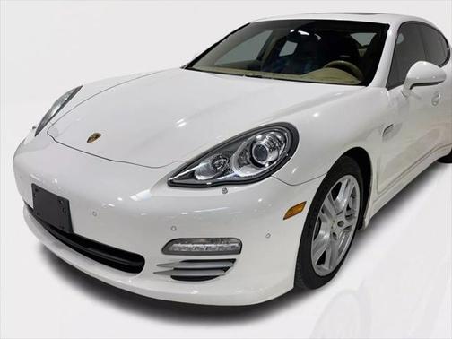 2012 Porsche Panamera 4
