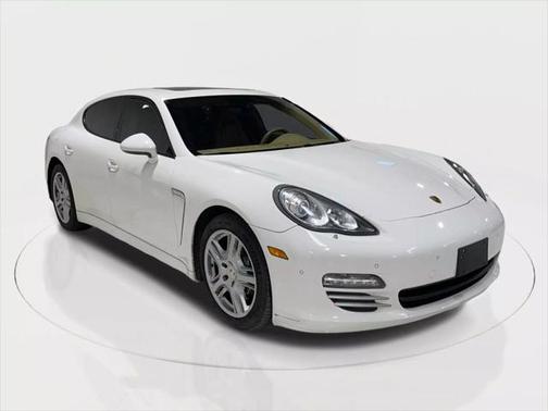 2012 Porsche Panamera 4