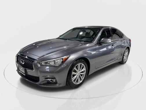 2015 INFINITI Q50 Premium