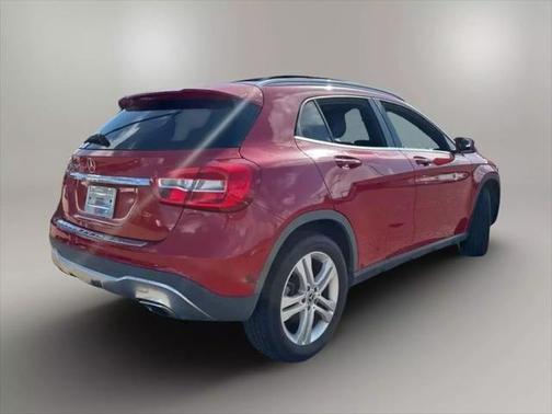 2018 Mercedes-Benz GLA 250 Base
