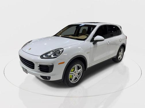 2015 Porsche Cayenne S