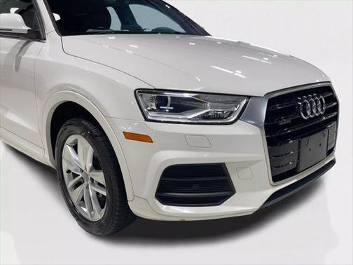 2017 Audi Q3 2.0T Premium Plus