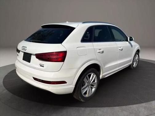 2017 Audi Q3 2.0T Premium Plus