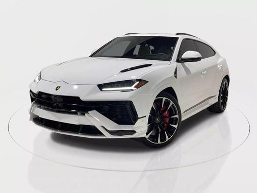 2024 Lamborghini Urus S