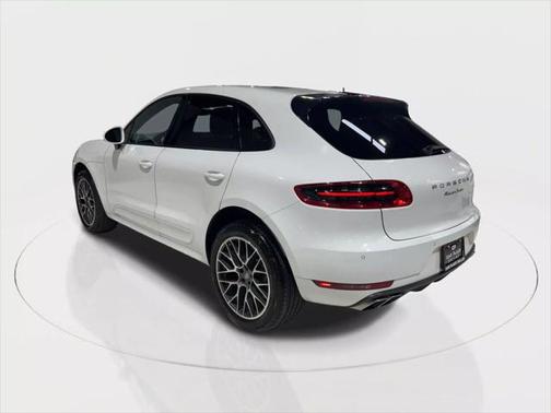 2015 Porsche Macan Turbo