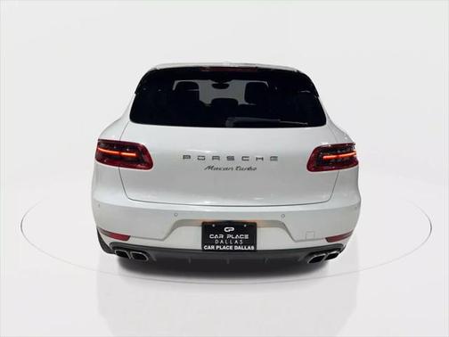 2015 Porsche Macan Turbo
