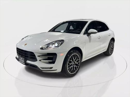 2015 Porsche Macan Turbo