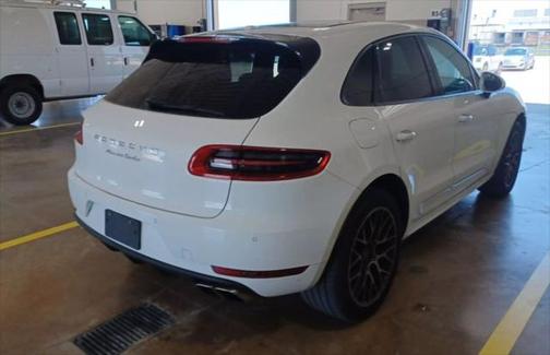 2015 Porsche Macan Turbo