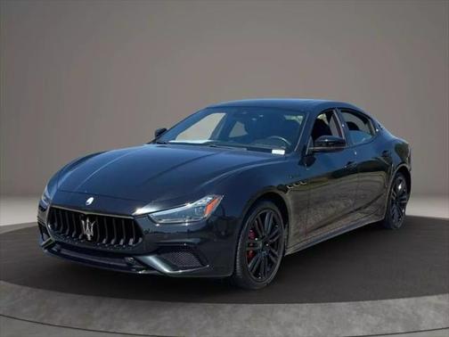 2022 Maserati Ghibli Modena