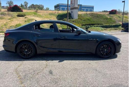2022 Maserati Ghibli Modena
