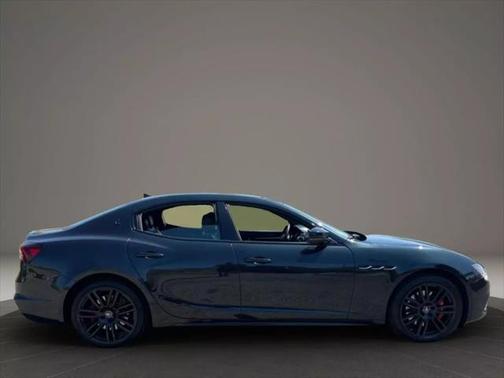2022 Maserati Ghibli Modena