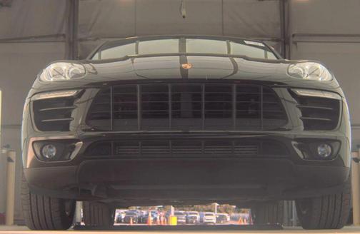 2018 Porsche Macan Sport Edition