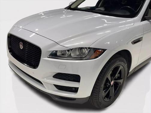 2018 Jaguar F-PACE 30t Prestige