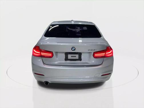 2018 BMW 320 i