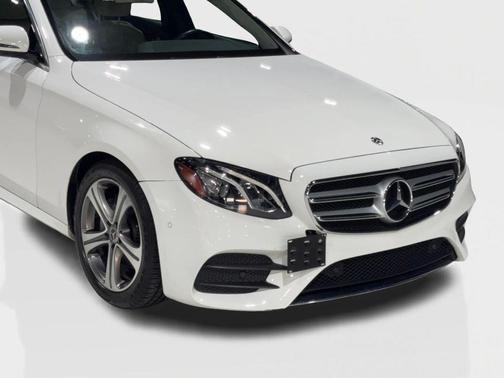 2018 Mercedes-Benz E-Class E 300 Sedan 4D