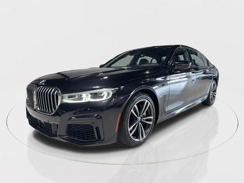 2022 BMW 750 i xDrive