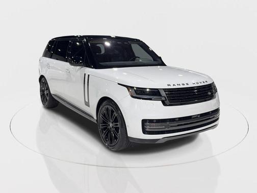 2023 Land Rover Range Rover P400 SE