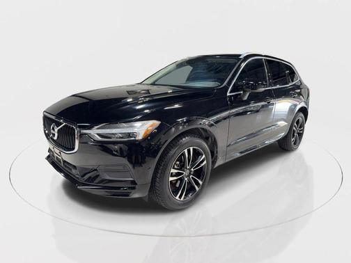 2019 Volvo XC60 T5 Momentum