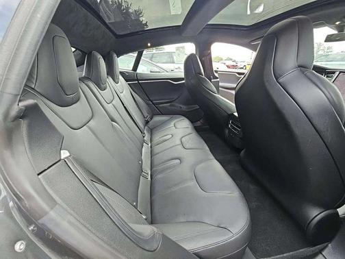 2017 Tesla Model S P100D