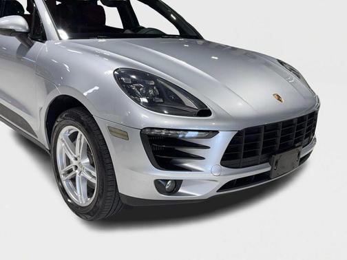 2017 Porsche Macan S