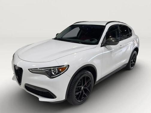 2020 Alfa Romeo Stelvio Sport