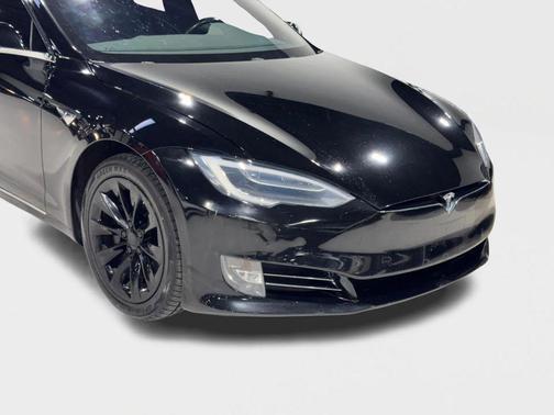 2018 Tesla Model S 75D