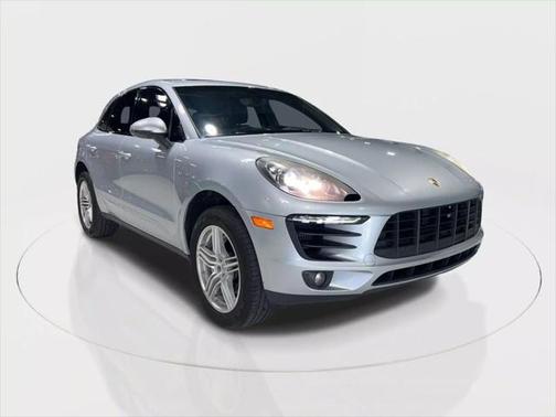 2016 Porsche Macan S