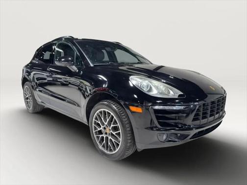 2016 Porsche Macan S