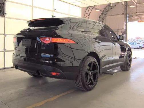 2019 Jaguar F-PACE 25t Premium