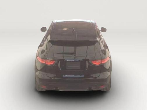 2019 Jaguar F-PACE 25t Premium