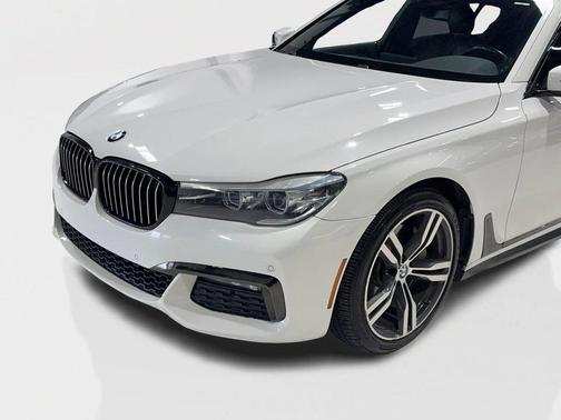 2019 BMW 740 740i Sedan 4D