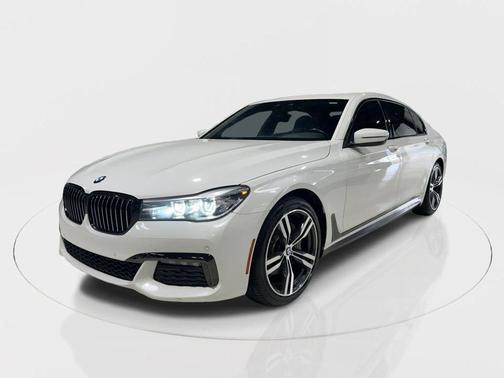 2019 BMW 740 740i Sedan 4D