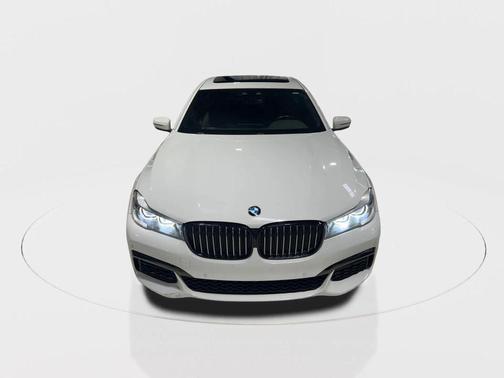 2019 BMW 740 740i Sedan 4D