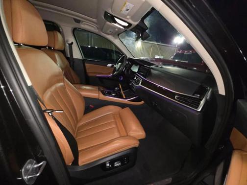 2020 BMW X7 xDrive40i