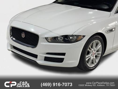 White 2018 Jaguar XE 25t Premium
