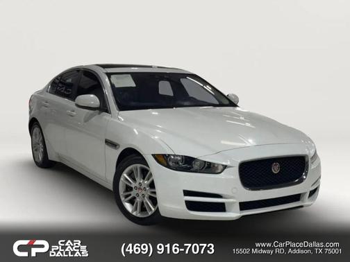 White 2018 Jaguar XE 25t Premium