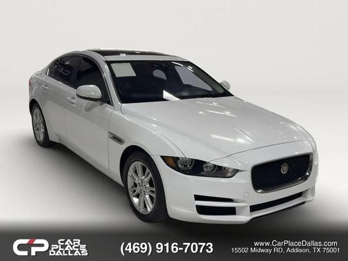 White 2018 Jaguar XE 25t Premium