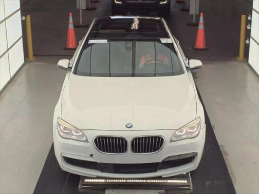 2015 BMW 750 Li