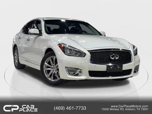 2015 INFINITI Q70 3.7
