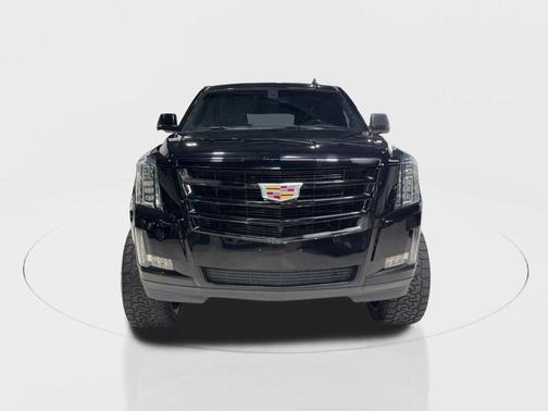 2018 Cadillac Escalade Sport