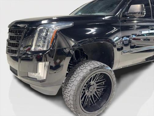 2018 Cadillac Escalade Sport