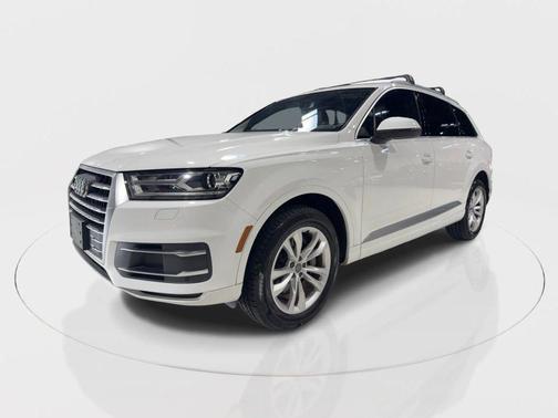 2019 Audi Q7 45 Premium