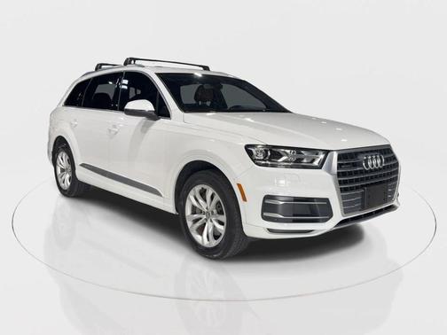 2019 Audi Q7 45 Premium