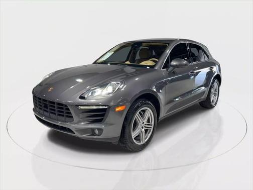 2015 Porsche Macan S