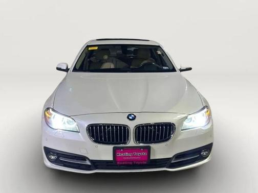 2015 BMW 528 528i Sedan 4D