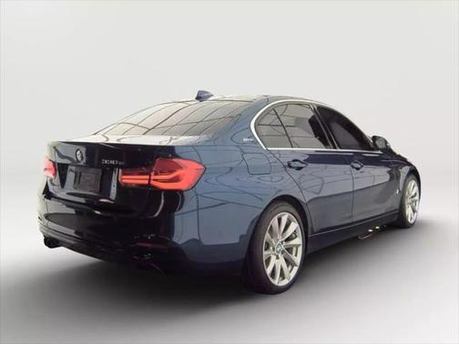 2017 BMW 330e iPerformance