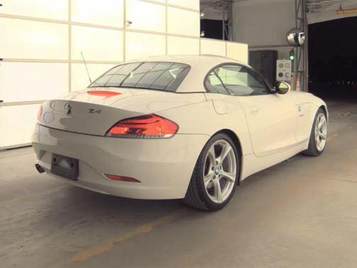 2011 BMW Z4 sDrive30i