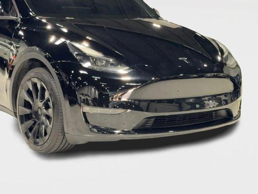 2023 Tesla Model Y Long Range Sport Utility 4D