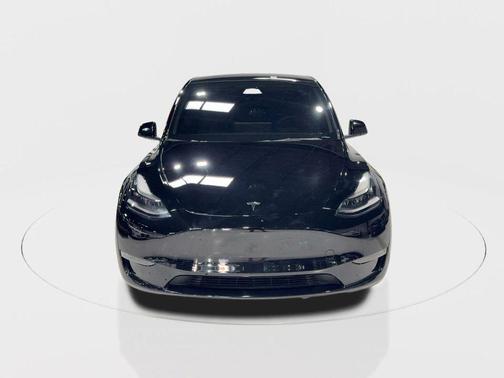 2023 Tesla Model Y Long Range Sport Utility 4D