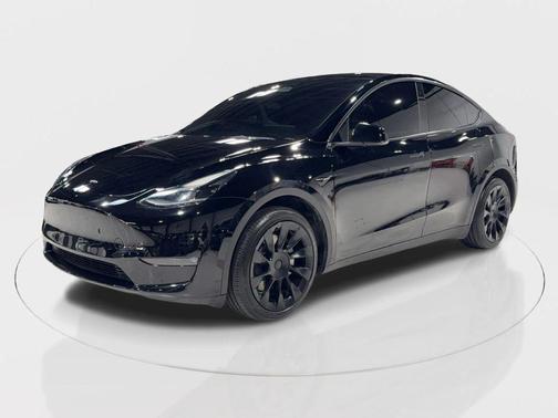 2023 Tesla Model Y Long Range Sport Utility 4D